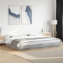 Estructura cama con luces LED madera gris hormigón 200x200 cm de vidaXL, Camas y somieres - Ref: Foro24-3281073, Precio: 218,...