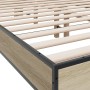 Estructura cama madera ingeniería metal roble Sonoma 135x190 cm de vidaXL, Camas y somieres - Ref: Foro24-3280208, Precio: 14...
