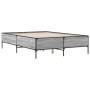 Estructura cama madera ingeniería metal gris Sonoma 135x190 cm de vidaXL, Camas y somieres - Ref: Foro24-3279815, Precio: 146...