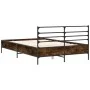 Estructura cama madera ingeniería metal roble ahumado 140x200cm de vidaXL, Camas y somieres - Ref: Foro24-3280044, Precio: 13...