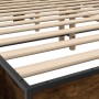 Estructura cama madera ingeniería metal roble ahumado 150x200cm de vidaXL, Camas y somieres - Ref: Foro24-3280099, Precio: 14...