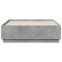 Estructura de cama madera de ingeniería gris hormigón 140x190cm de vidaXL, Camas y somieres - Ref: Foro24-3209733, Precio: 15...