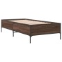 Estructura cama madera ingeniería metal roble marrón 75x190 cm de vidaXL, Camas y somieres - Ref: Foro24-844995, Precio: 74,4...