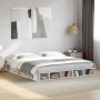 Estructura de cama madera de ingeniería blanca 200x200 cm de vidaXL, Camas y somieres - Ref: Foro24-3280447, Precio: 171,22 €...