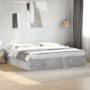 Estructura de cama madera de ingeniería gris hormigón 200x200cm de vidaXL, Camas y somieres - Ref: Foro24-3280989, Precio: 13...