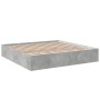 Estructura de cama madera de ingeniería gris hormigón 200x200cm de vidaXL, Camas y somieres - Ref: Foro24-3280989, Precio: 13...