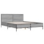 Estructura cama madera ingeniería metal gris Sonoma 160x200 cm de vidaXL, Camas y somieres - Ref: Foro24-3280010, Precio: 161...