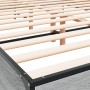 Estructura cama madera ingeniería metal gris Sonoma 160x200 cm de vidaXL, Camas y somieres - Ref: Foro24-3280010, Precio: 161...