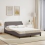 Cama con colchón tela gris taupe 140x190 cm de vidaXL, Camas y somieres - Ref: Foro24-3208388, Precio: 341,52 €, Descuento: %