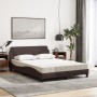 Cama con colchón tela marrón oscuro 140x200 cm de vidaXL, Camas y somieres - Ref: Foro24-3208407, Precio: 346,92 €, Descuento: %