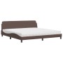 Cama con colchón cuero sintético marrón 200x200 cm de , Camas y somieres - Ref: Foro24-3208479, Precio: 418,84 €, Descuento: %