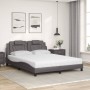 Cama con colchón cuero sintético gris 160x200 cm de , Camas y somieres - Ref: Foro24-3208806, Precio: 430,16 €, Descuento: %