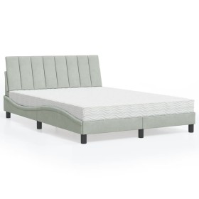 Cama con colchón terciopelo gris claro 140x200 cm de , Camas y somieres - Ref: Foro24-3208598, Precio: 395,04 €, Descuento: %