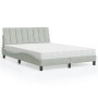 Cama con colchón terciopelo gris claro 140x200 cm de , Camas y somieres - Ref: Foro24-3208598, Precio: 395,04 €, Descuento: %