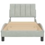 Estructura de cama con cabecero terciopelo gris claro 90x200 cm de , Camas y somieres - Ref: Foro24-3207825, Precio: 141,65 €...
