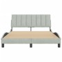 Estructura de cama con cabecero terciopelo gris claro 120x200cm de , Camas y somieres - Ref: Foro24-3207837, Precio: 170,67 €...
