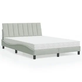 Cama con colchón terciopelo gris claro 140x190 cm de , Camas y somieres - Ref: Foro24-3208592, Precio: 390,38 €, Descuento: %