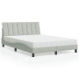 Cama con colchón terciopelo gris claro 140x190 cm de , Camas y somieres - Ref: Foro24-3208592, Precio: 397,59 €, Descuento: %