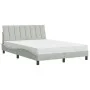 Cama con colchón terciopelo gris claro 140x190 cm de , Camas y somieres - Ref: Foro24-3208592, Precio: 390,38 €, Descuento: %