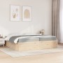 Cama con colchón madera maciza de pino 200x200 cm de , Camas y somieres - Ref: Foro24-3281922, Precio: 557,13 €, Descuento: %