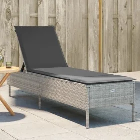 Tumbona con cojín ratán sintético gris claro de , Tumbonas - Ref: Foro24-4002724, Precio: 156,39 €, Descuento: %