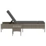 Tumbona con cojín y mesita ratán sintético gris de , Tumbonas - Ref: Foro24-4002730, Precio: 168,19 €, Descuento: %