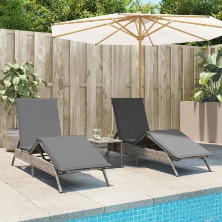 Tumbonas con mesita 2 unidades ratán sintético gris by , Loungers - Ref: Foro24-4002712, Price: 274,11 €, Discount: %