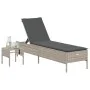 Tumbona con cojín y mesita ratán sintético gris claro by , Loungers - Ref: Foro24-4002733, Price: 174,08 €, Discount: %