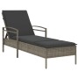 Tumbona con cojín ratán sintético gris 63x200x81 cm de , Tumbonas - Ref: Foro24-368301, Precio: 153,32 €, Descuento: %
