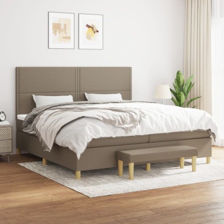Cama box spring con colchón tela gris taupe 200x200 cm de , Camas y somieres - Ref: Foro24-3137105, Precio: 790,81 €, Descuen...