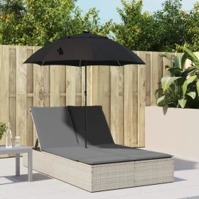 Doppelliege mit Kissen und Sonnenschirm aus hellem grauen Kunststoff-Rattan von , Liegen - Ref: Foro24-368086, Preis: 290,82 ...