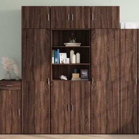 Armario de madera ingeniería marrón roble 70x42,5x225 cm de , Aparadores - Ref: Foro24-3281321, Precio: 205,91 €, Descuento: %