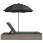 Tumbona doble con cojines y sombrilla ratán sintético gris de , Tumbonas - Ref: Foro24-368083, Precio: 264,80 €, Descuento: %