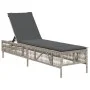 Tumbona con cojín ratán sintético gris claro de , Tumbonas - Ref: Foro24-4002742, Precio: 143,24 €, Descuento: %