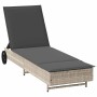 Tumbona con ruedas y cojín ratán sintético gris claro de , Tumbonas - Ref: Foro24-4104038, Precio: 170,04 €, Descuento: %