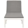 Tumbona con cojín plástico blanco de vidaXL, Tumbonas - Ref: Foro24-315828, Precio: 167,65 €, Descuento: %