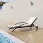 Tumbona con cojín y ruedas ratán sintético negra de , Tumbonas - Ref: Foro24-42489, Precio: 153,56 €, Descuento: %