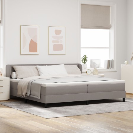 Cama Box Spring con Colchón Taupe 200x200 cm Tela de , Camas y somieres - Ref: Foro24-3339986, Precio: 659,41 €, Descuento: %