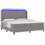 Cama Box Spring con colchón y LED Taupe 200x200 cm Tela de , Camas y somieres - Ref: Foro24-3343466, Precio: 729,12 €, Descue...
