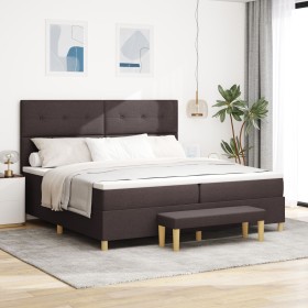 Cama con Base de Muelles con Colchón y Banqueta Marrón Oscura 200x200 cm Tela de , Camas y somieres - Ref: Foro24-3344327, Pr...