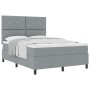 Cama con Base Tapizada Gris Claro 140x200 cm | Foro24.es | Tu tienda online para hogar, jardín y más Foro24.es