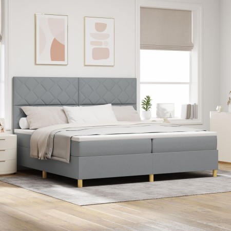 Cama con Base de Muelles y Colchón Gris Claro 200x200 cm Tela | Foro24.es | Tu tienda online para hogar, jardín y más Foro24.es
