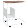 Mesa auxiliar con ruedas madera ingeniería blanco 55x36x63,5 cm en Mesas de centro | Comprar online en Foru.es