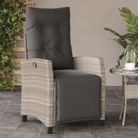 Sillón reclinable de jardín con reposapiés ratán PE gris claro en Sillas de jardín | Comprar online en Foru.es