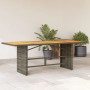 Mesa de jardín superficie de madera ratán PE gris 190x80x74 cm en Mesas de jardín | Comprar online en Foru.es