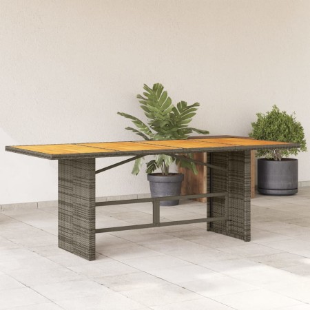 Mesa de jardín superficie de madera ratán PE gris 190x80x74 cm en Mesas de jardín | Comprar online en Foru.es