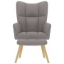 Sillón de relax con taburete de tela gris taupé en Sillones | Comprar online en Foru.es