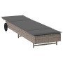 Tumbona con ruedas y cojín ratán sintético gris en Tumbonas | Comprar online en Foru.es