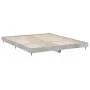 Estructura de cama madera de ingeniería gris hormigón 200x200cm de vidaXL, Camas y somieres - Ref: Foro24-832113, Precio: 137...