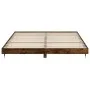 Estructura de cama madera de ingeniería roble ahumado 200x200cm de vidaXL, Camas y somieres - Ref: Foro24-832114, Precio: 122...